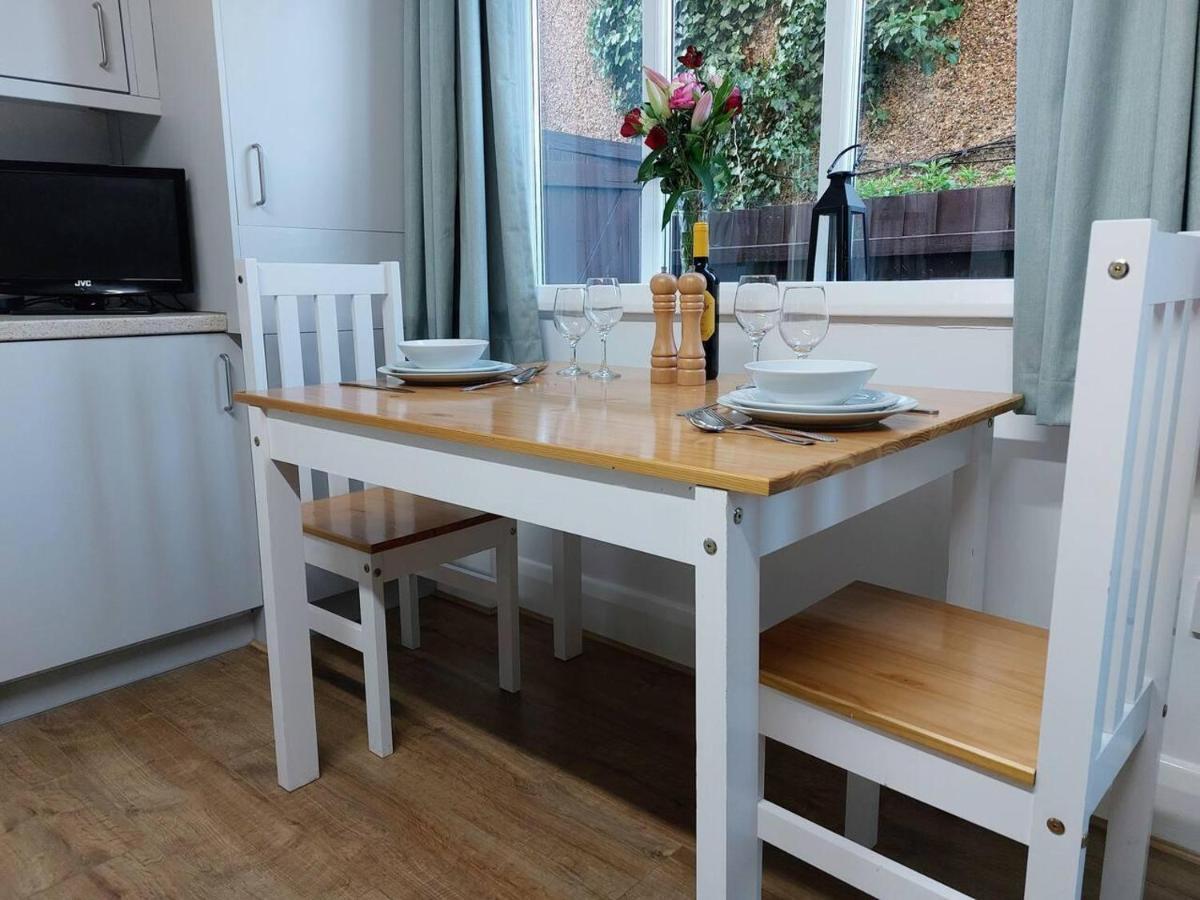 Inviting 1-Bed Apartment In Herne Bay Kültér fotó